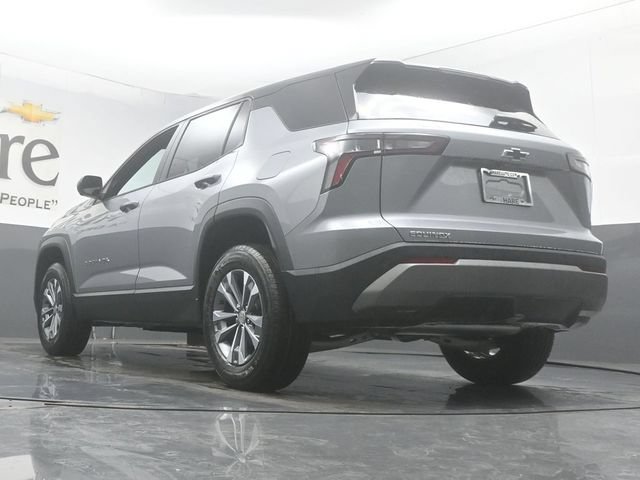 New 2026 Chevrolet Equinox LT w/ Safety and Technology Package FWD image 5