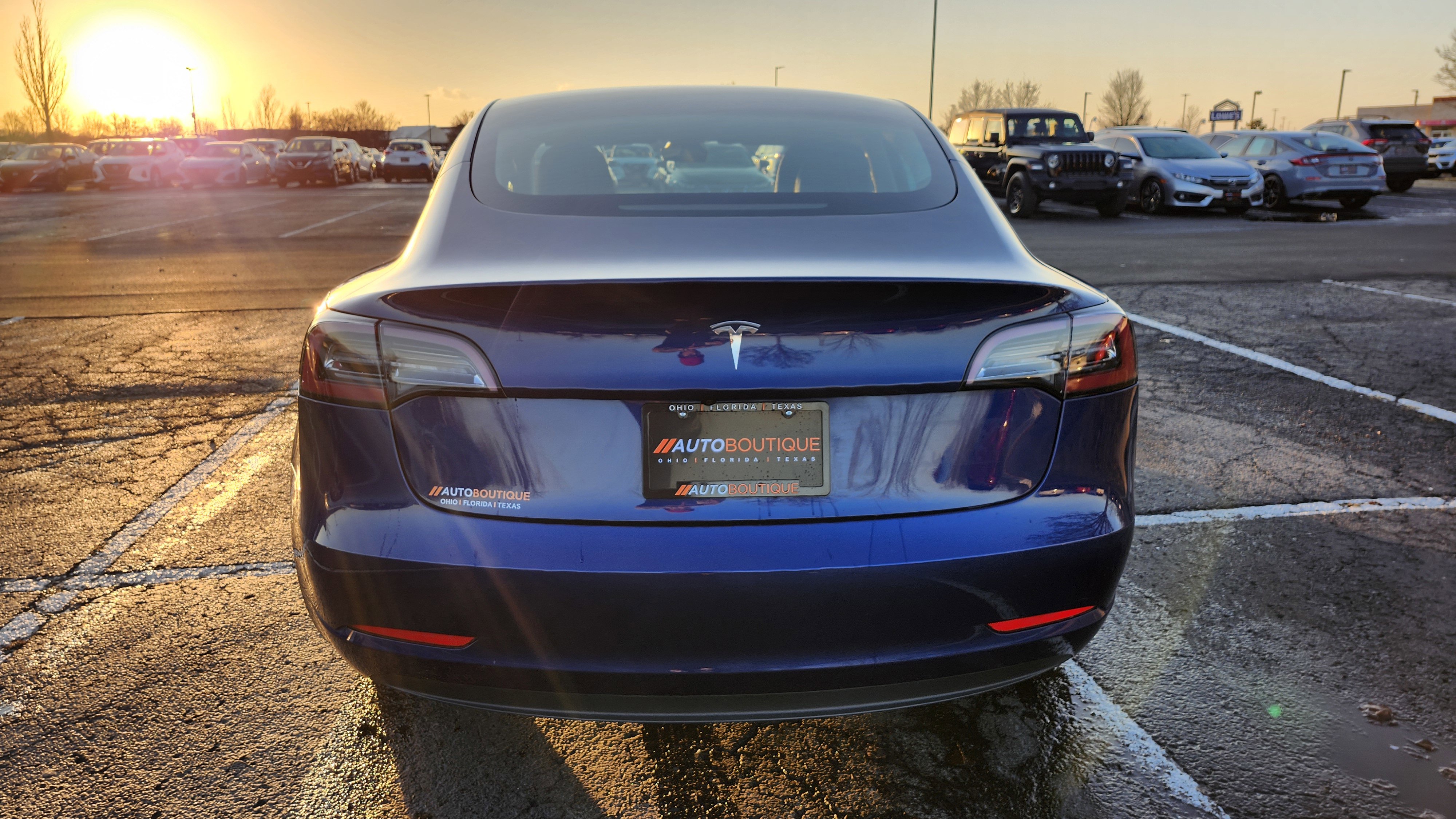 Used 2023 Tesla Model 3 Standard Range image 15