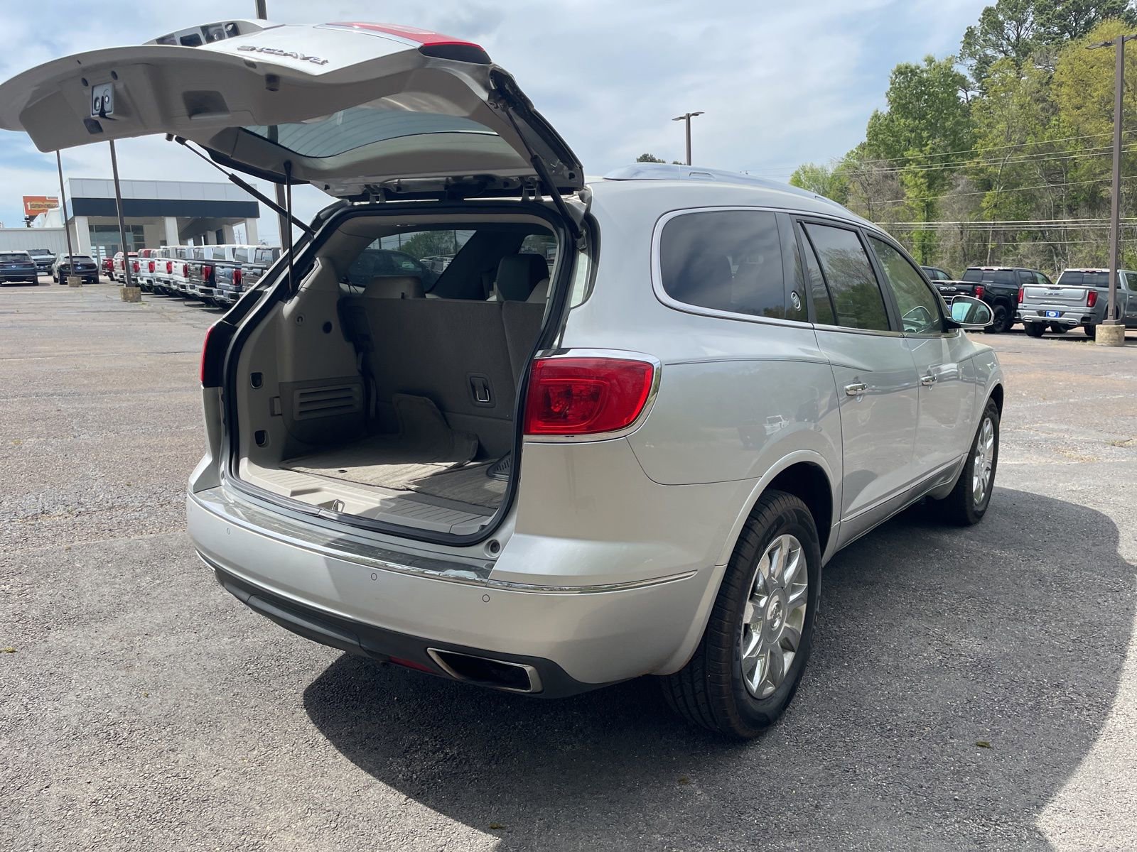 Used 2017 Buick Enclave Leather image 31