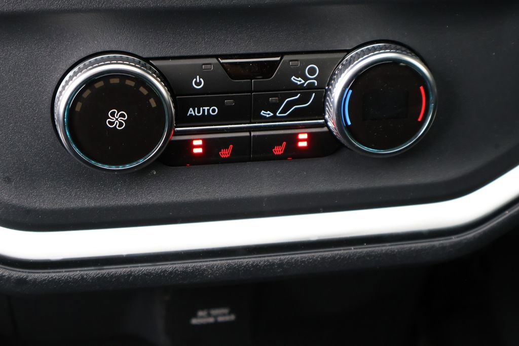 Used 2025 Ford Expedition Tremor AWD/4WD image 30