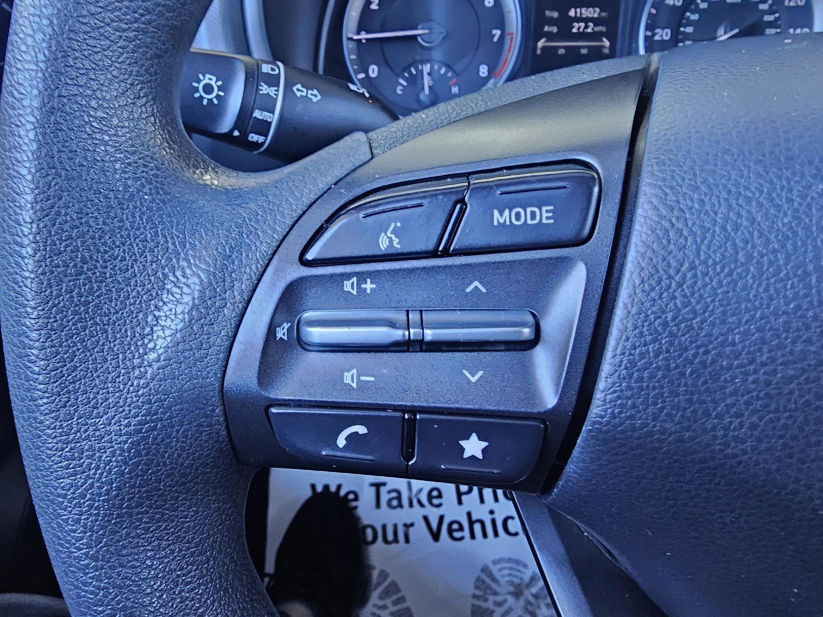 Used 2023 Hyundai Kona SE FWD image 22