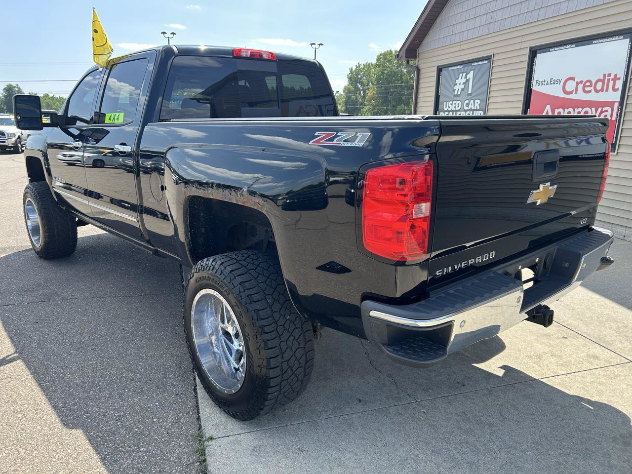 Used 2014 Chevrolet Silverado 1500 LTZ Z71 AWD/4WD image 7