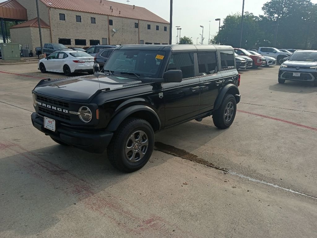 Used 2025 Ford Bronco Big Bend AWD/4WD image 1