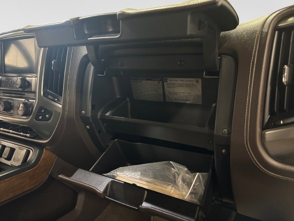 Used 2018 Chevrolet Silverado 1500 LTZ w/ Sport Package AWD/4WD image 52