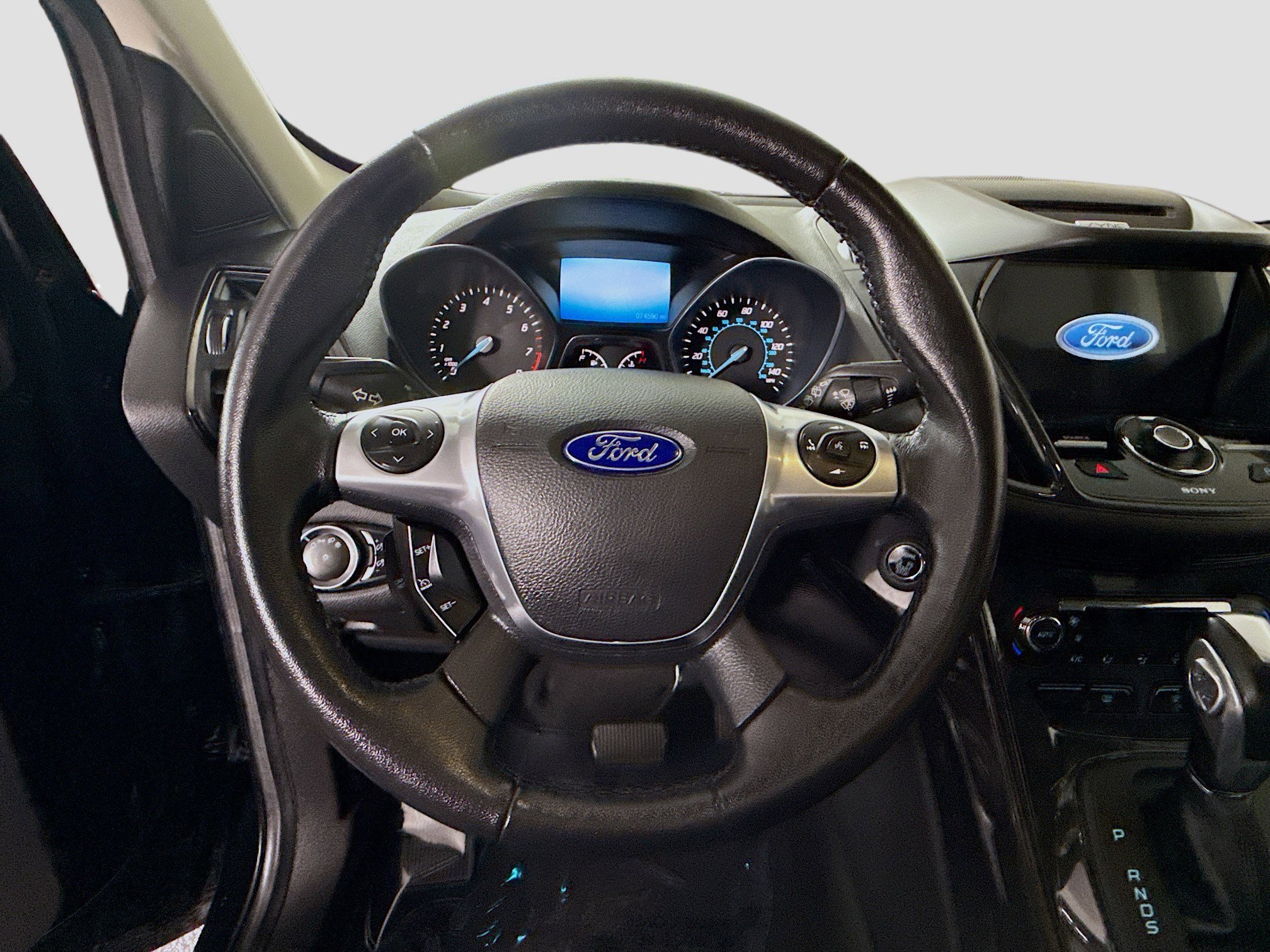 Used 2016 Ford Escape Titanium w/ Equipment Group 301A AWD/4WD image 13