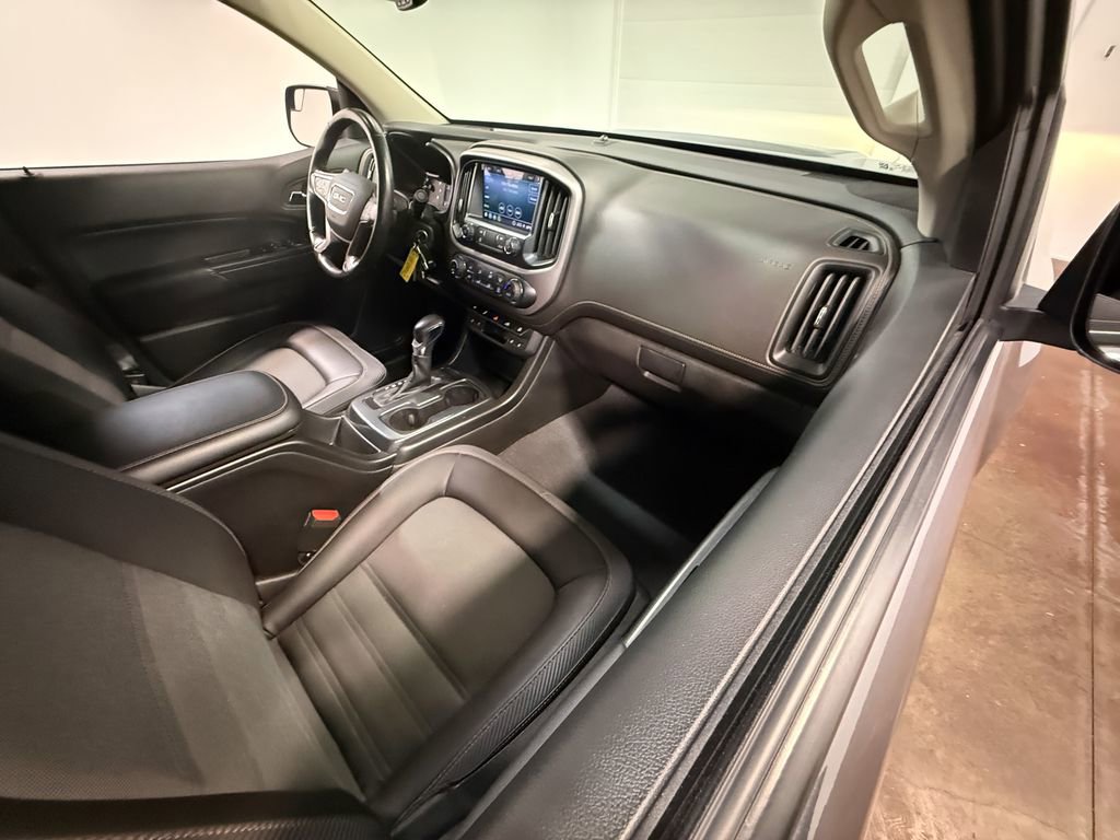 Used 2022 GMC Canyon AT4 image 63