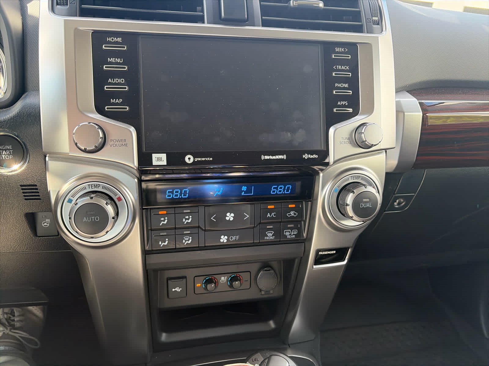 Used 2024 Toyota 4Runner Limited AWD/4WD image 9