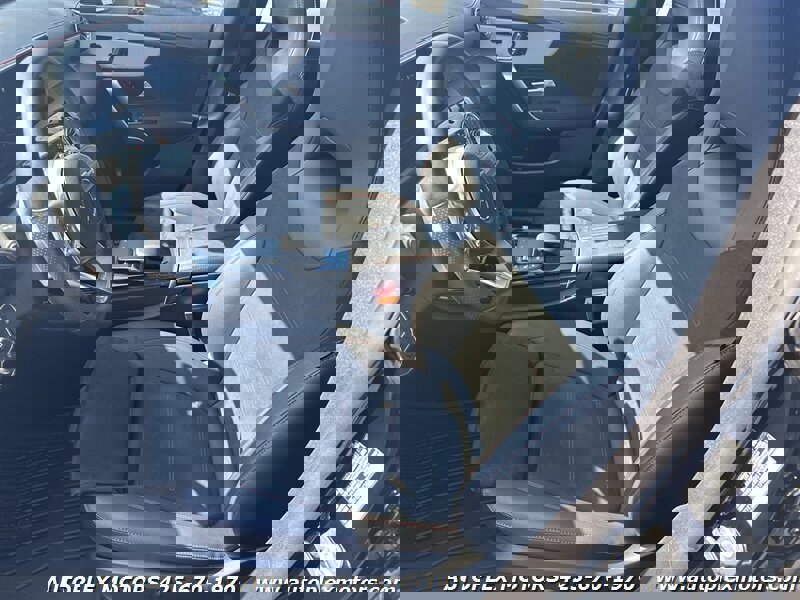 Used 2011 Nissan Rogue SV w/ Premium Pkg image 19