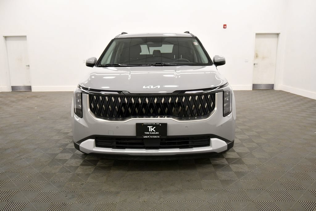 Certified 2026 Kia Carnival EX FWD image 11