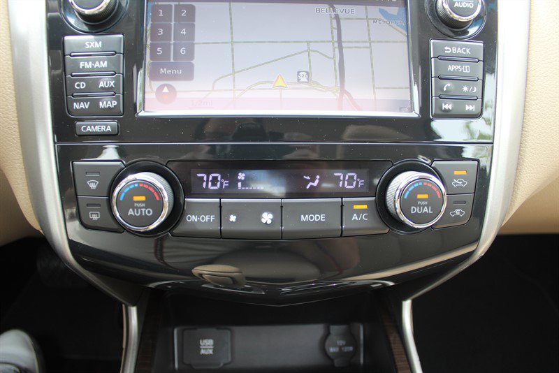 Used 2015 Nissan Altima 3.5 SL FWD image 12
