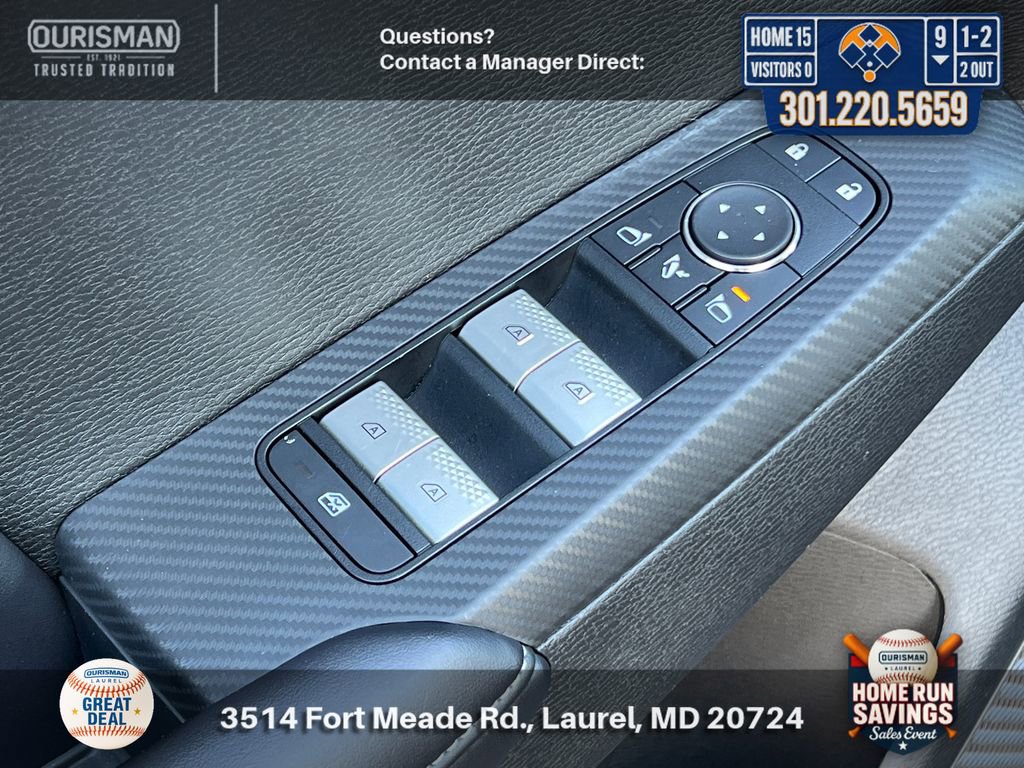 Used 2025 Mitsubishi Outlander SE image 8