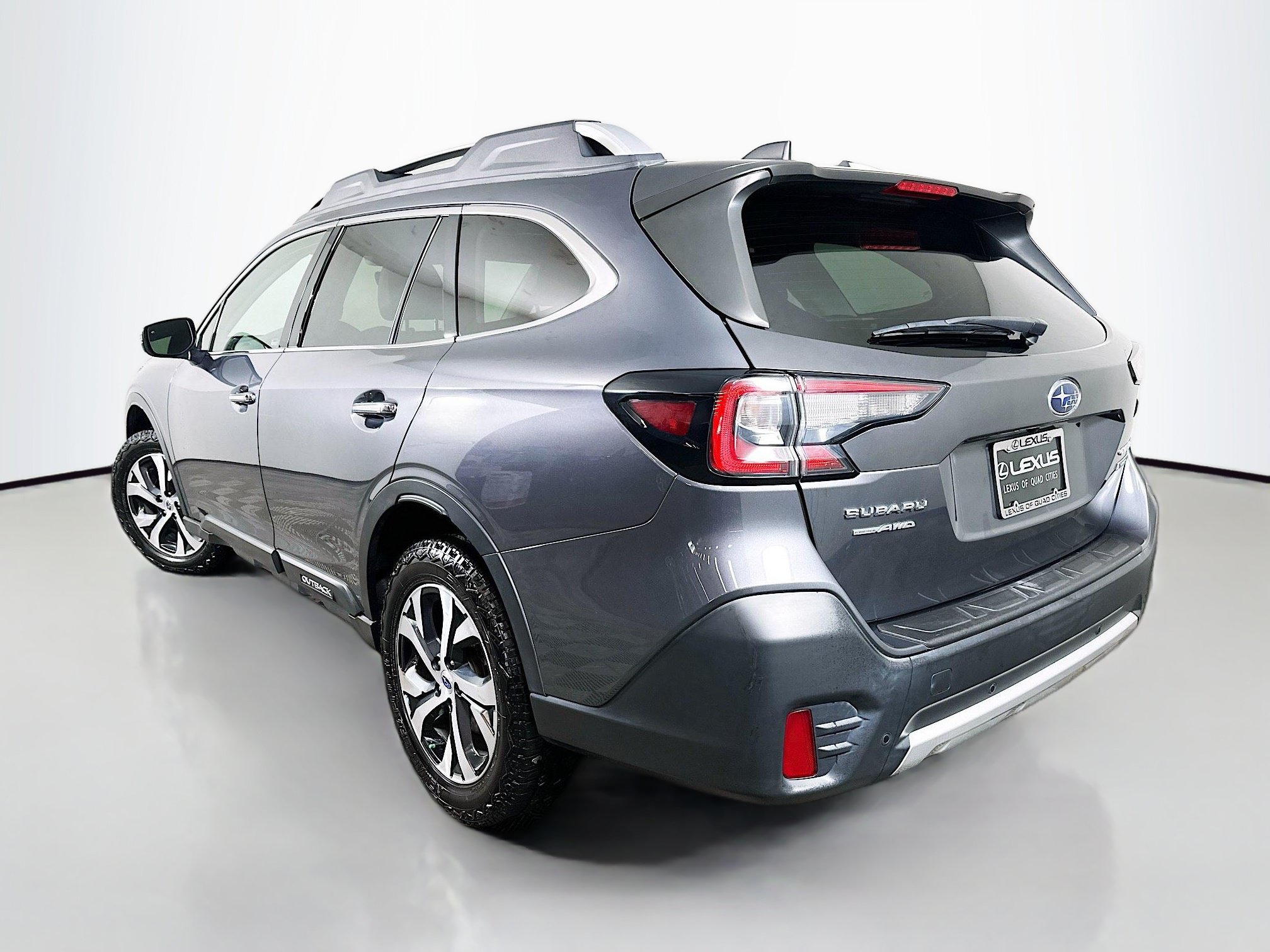 Used 2021 Subaru Outback Touring XT AWD/4WD image 5