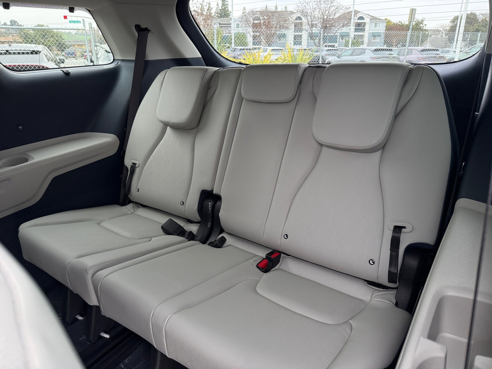 New 2026 Kia Carnival SX w/ SX Dark Edition Package image 21