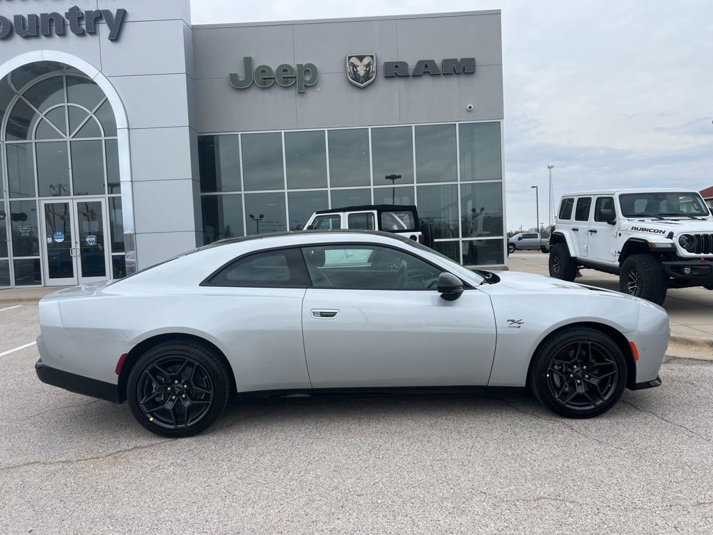 New 2024 Dodge Charger R/T w/ Plus Group image 2