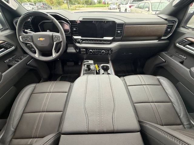 Used 2026 Chevrolet Silverado 1500 High Country AWD/4WD image 21