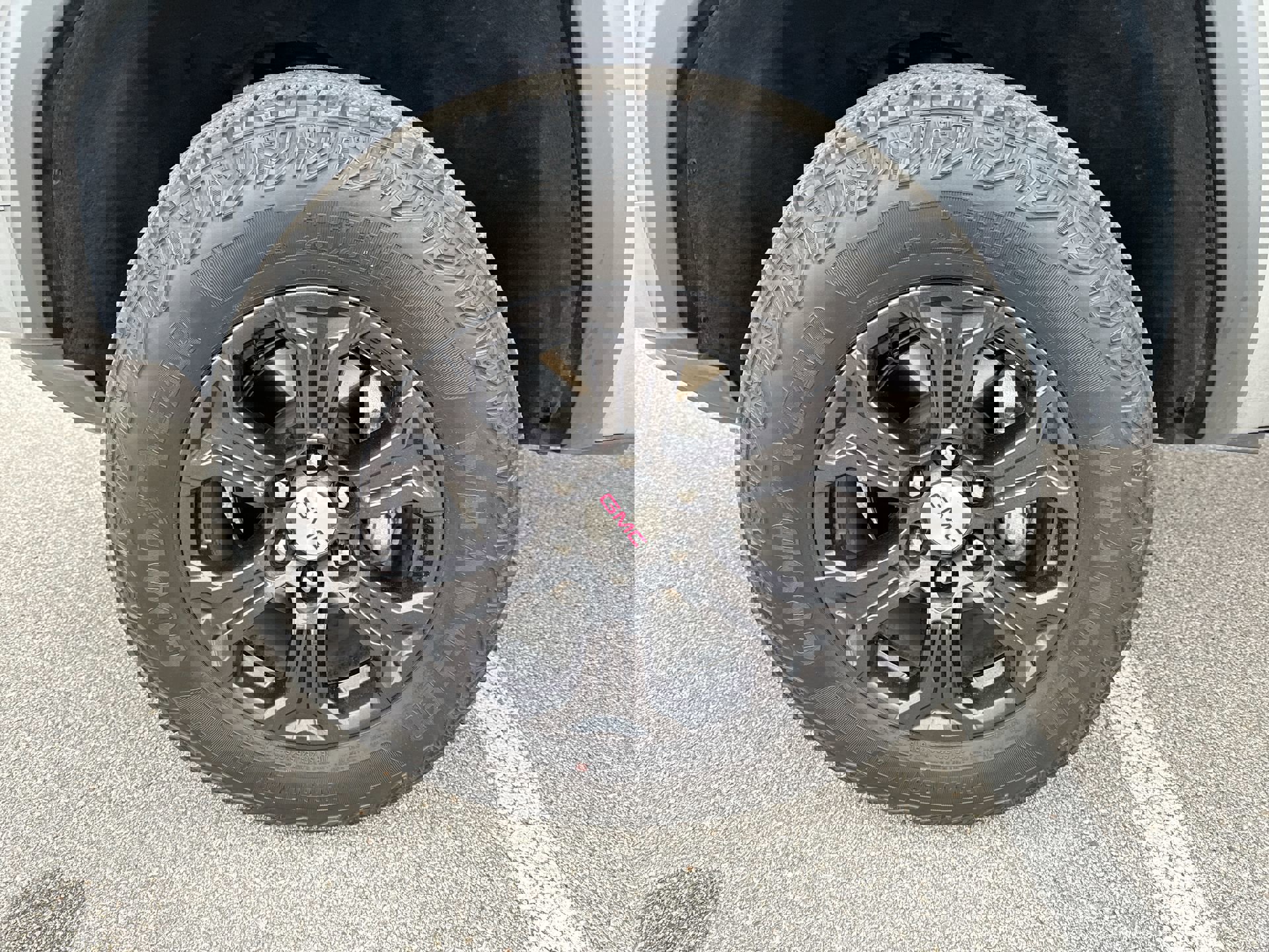 Used 2024 GMC Canyon Elevation w/ Convenience Package image 18