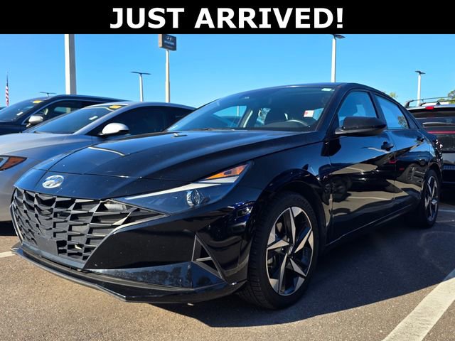 Used 2023 Hyundai Elantra SEL w/ Convenience Package FWD image 1