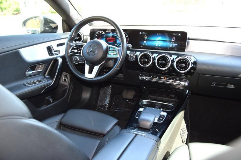 Used 2020 Mercedes-Benz CLA 250 image 24