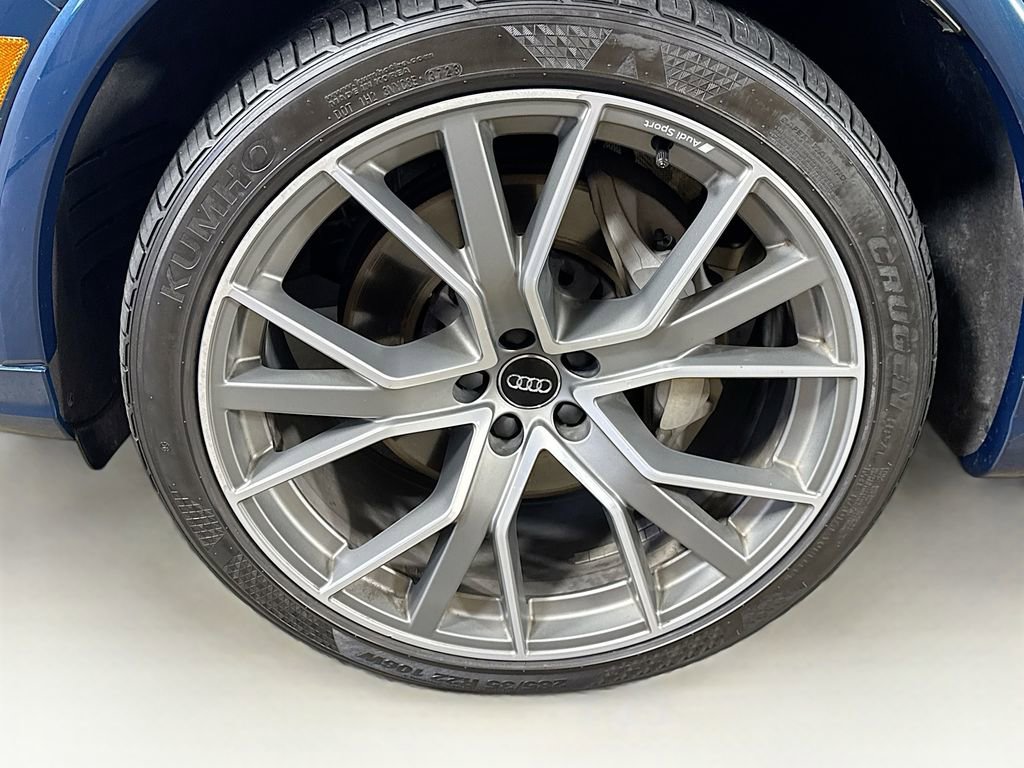 Used 2019 Audi Q7 3.0T Prestige w/ Prestige Package AWD/4WD image 42
