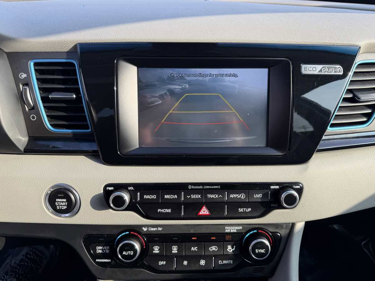 Used 2018 Kia Niro EX image 13
