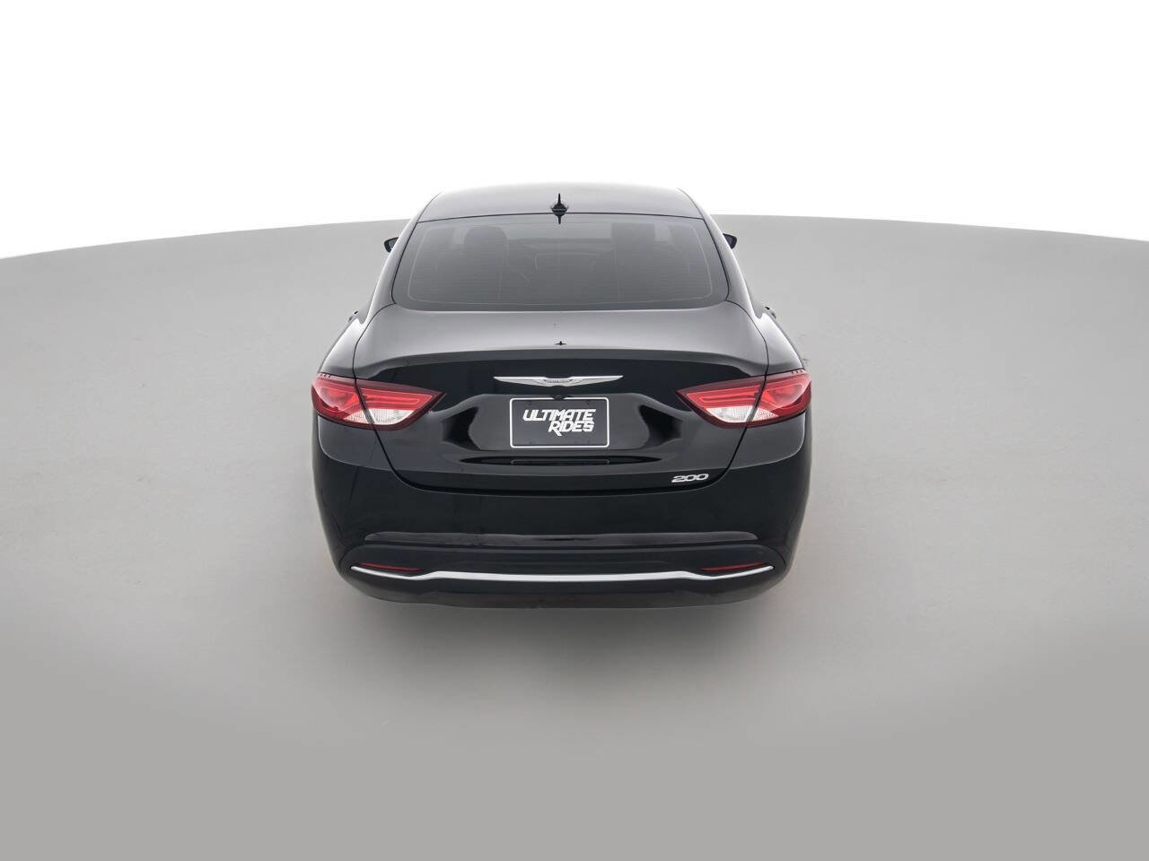 Used 2017 Chrysler 200 Limited Platinum FWD image 6