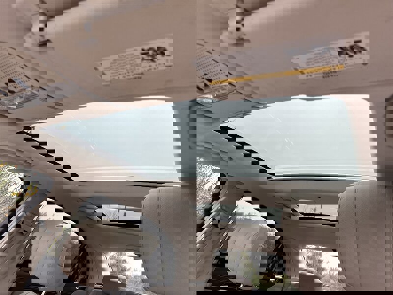 Used 2015 Mercedes-Benz S 550 Sedan image 24