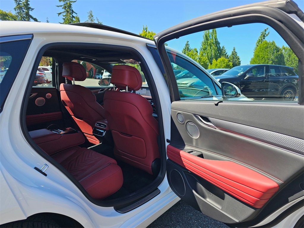 Used 2025 Genesis G80 3.5T Sport image 14