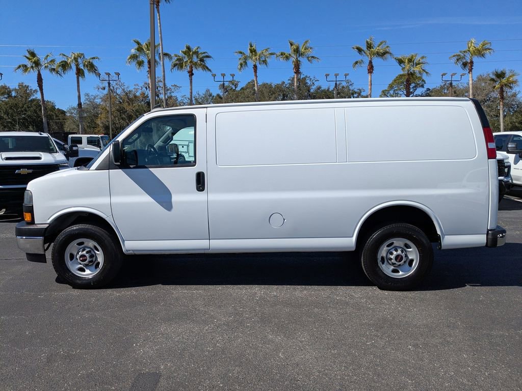 Used 2024 GMC Savana 2500 w/ Driver Convenience Package image 7
