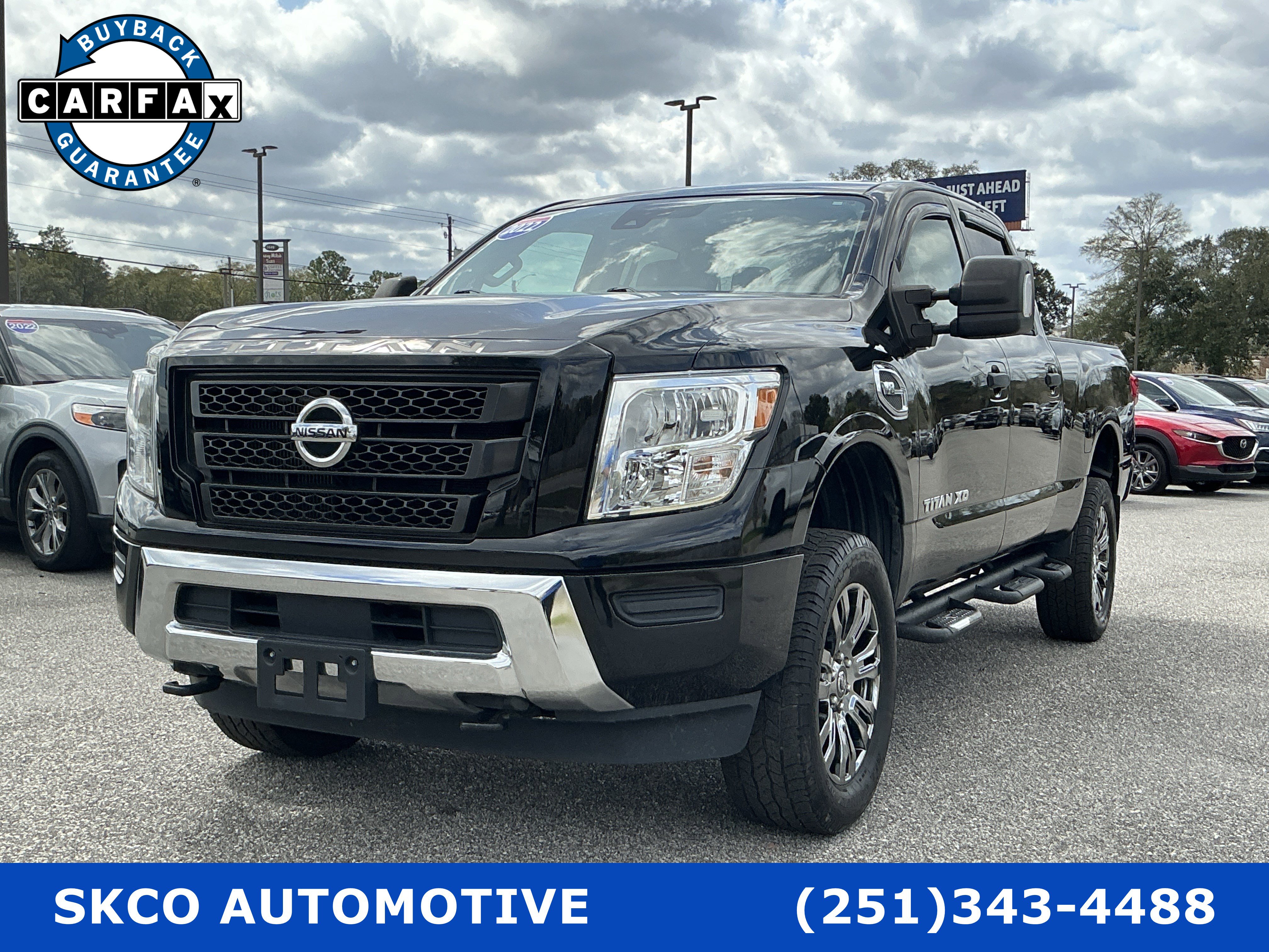 Used 2022 Nissan Titan SV image 1