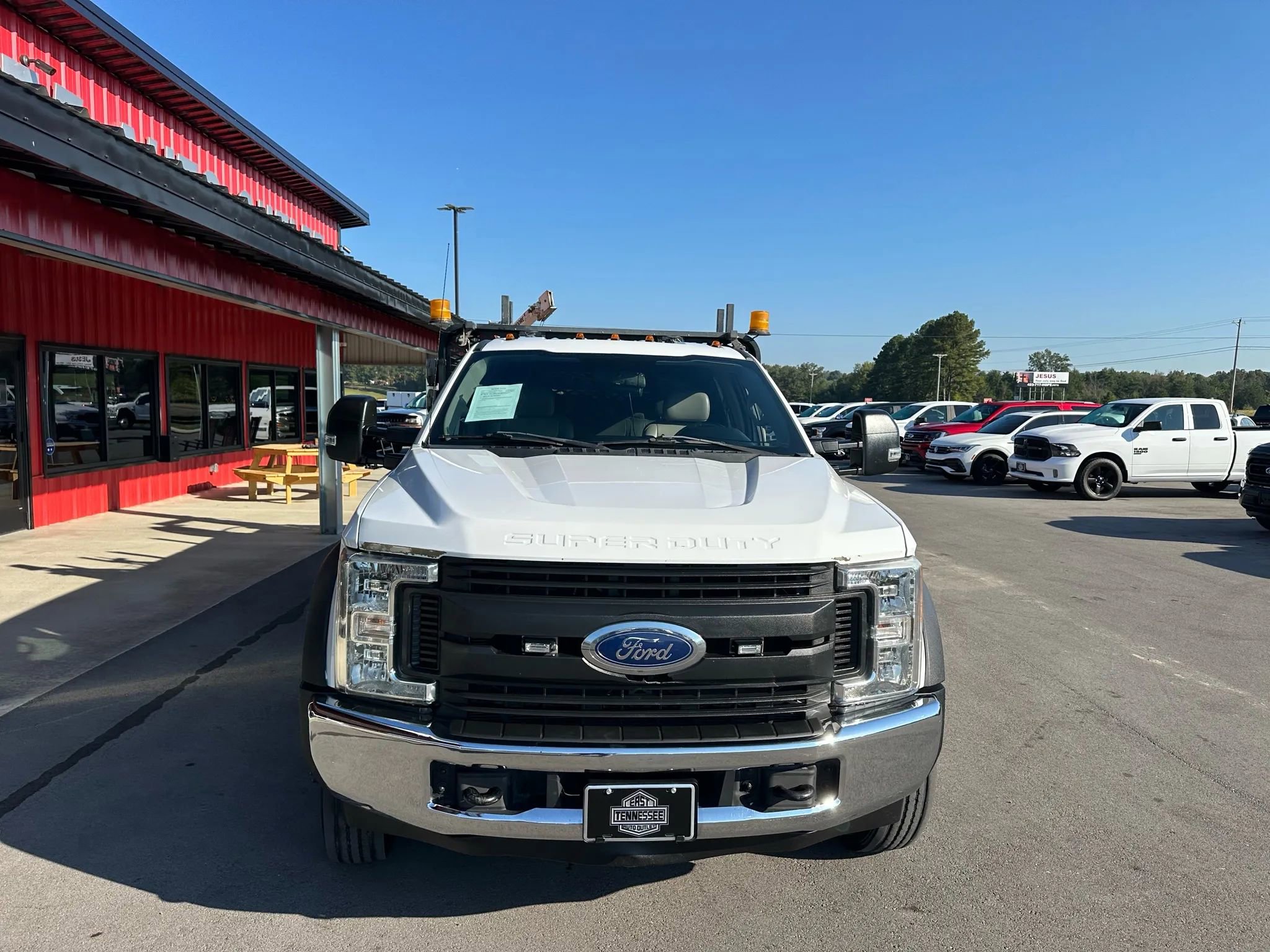 Used 2017 Ford F550 2WD Crew Cab Super Duty image 21