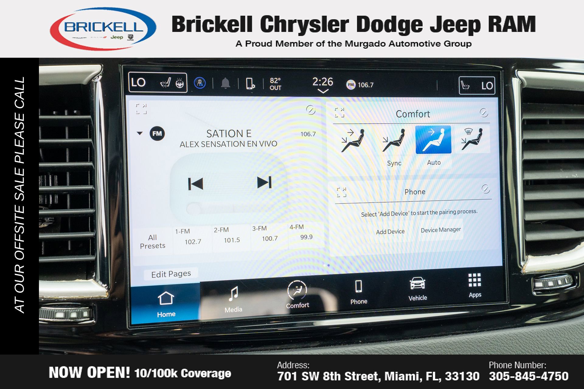 Used 2022 Chrysler Pacifica Touring-L image 34