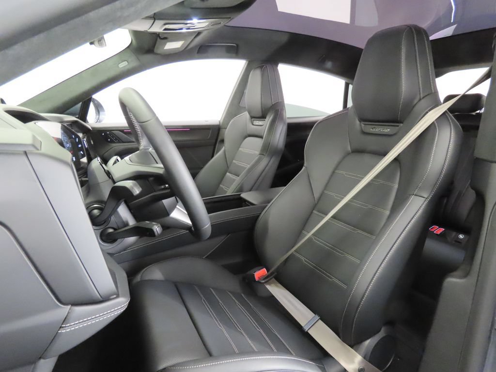 New 2026 Porsche Cayenne Turbo AWD/4WD image 5
