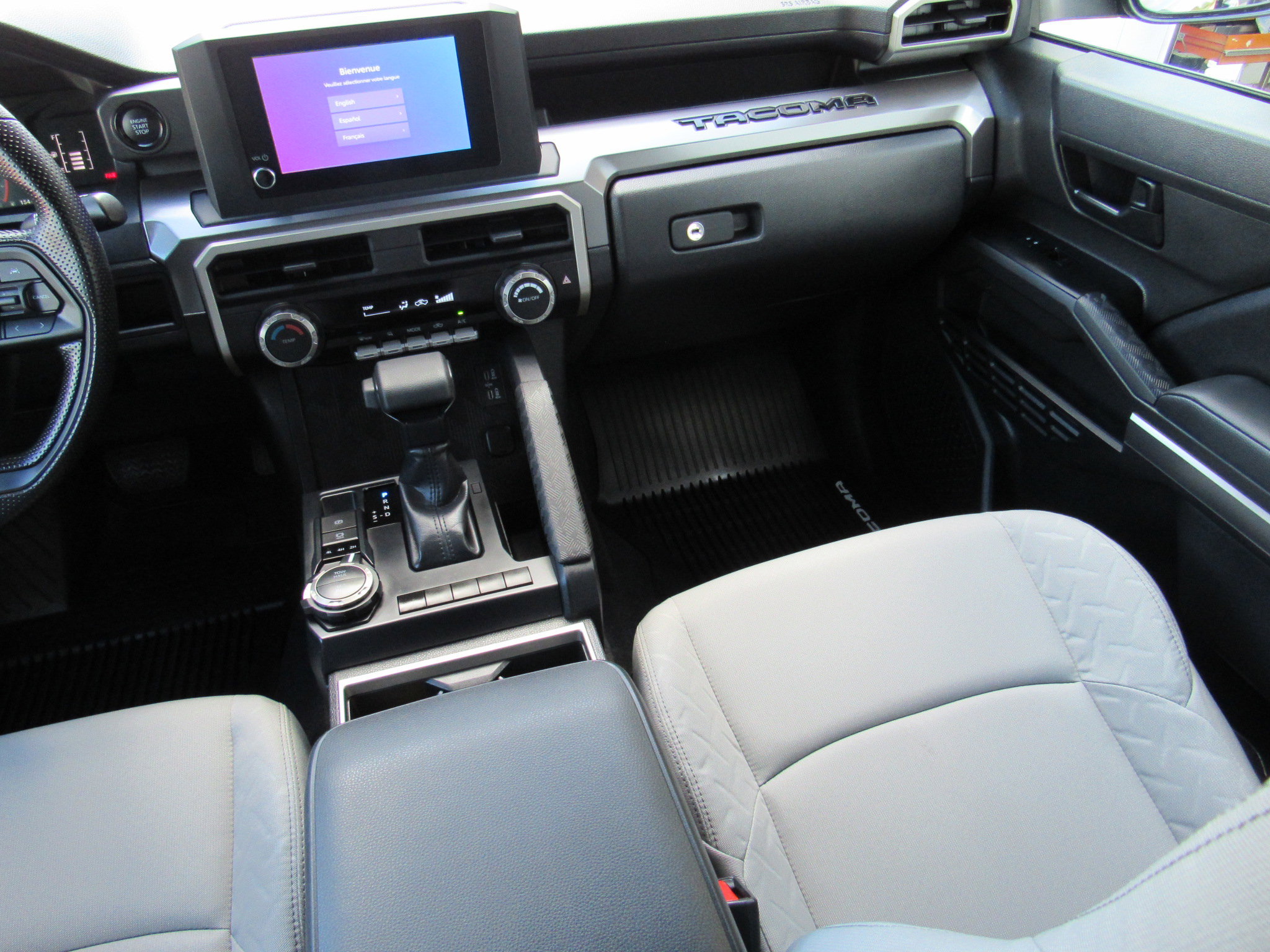 Used 2025 Toyota Tacoma SR5 image 21