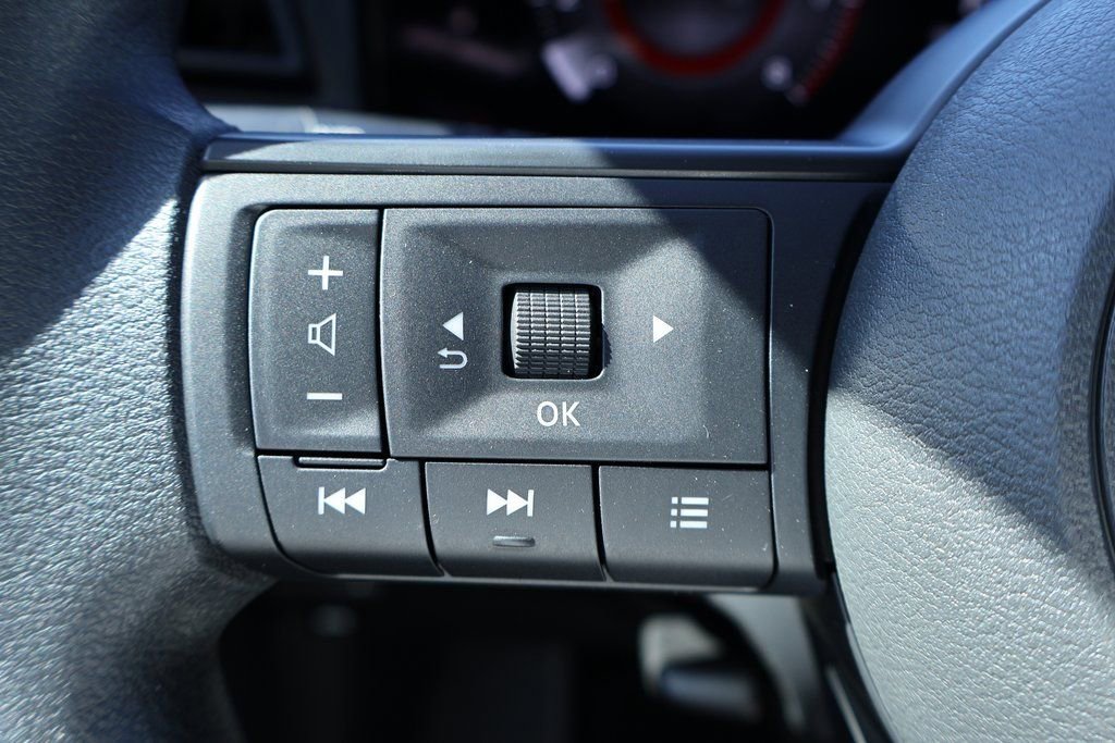 New 2026 Nissan Kicks SV image 10