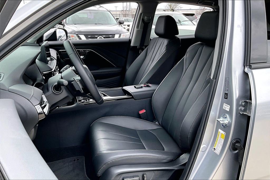 Certified 2025 Acura ADX FWD image 30