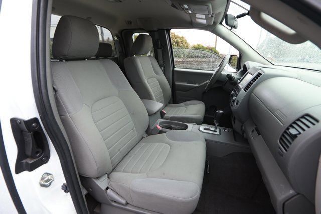 Used 2020 Nissan Frontier S image 24