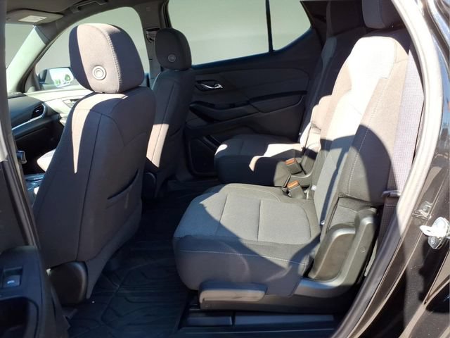 Used 2023 Chevrolet Traverse LT FWD image 12