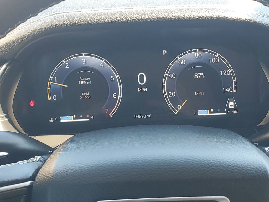 Used 2022 Jeep Grand Cherokee Limited w/ Luxury Tech Group II image 39