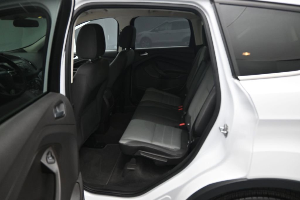 Used 2016 Ford Escape SE image 18
