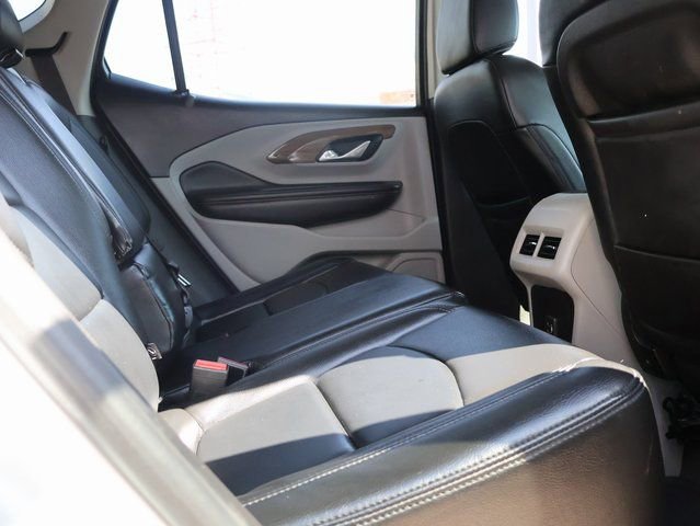 Used 2018 GMC Terrain SLE image 12