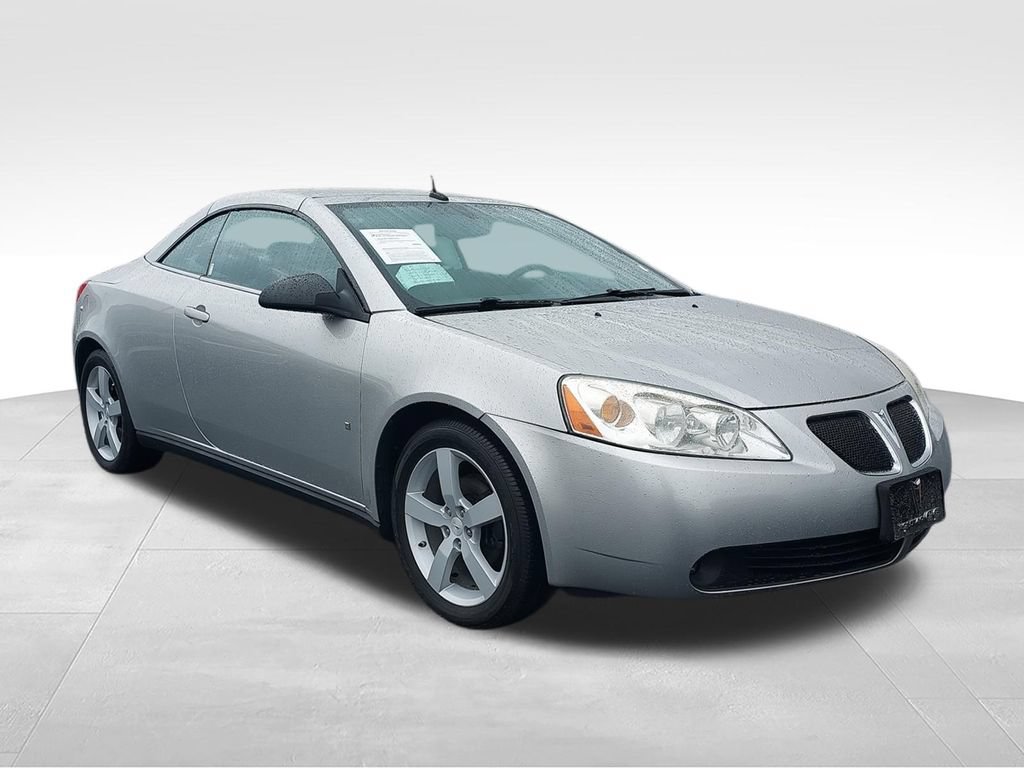Used 2008 Pontiac G6 GT w/ Premium Package FWD image 2
