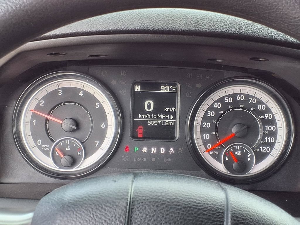 Used 2024 RAM 1500 Warlock AWD/4WD image 15
