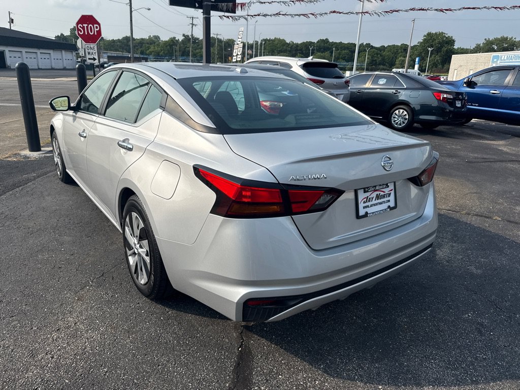 Used 2019 Nissan Altima 2.5 S FWD image 5
