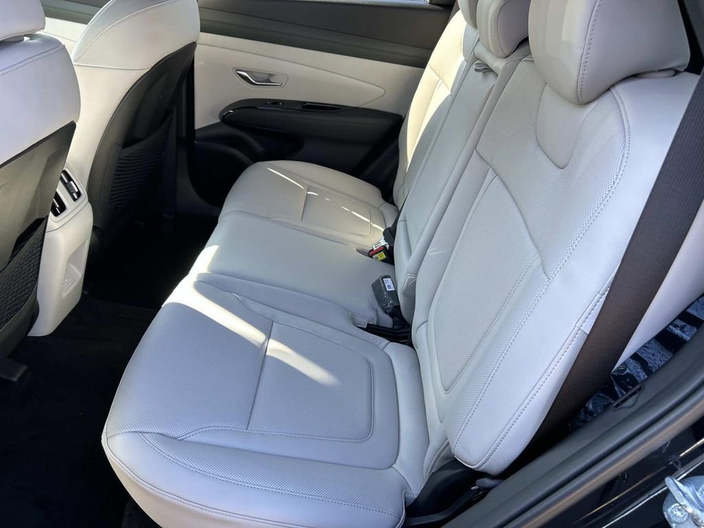 New 2026 Hyundai Tucson Limited image 21
