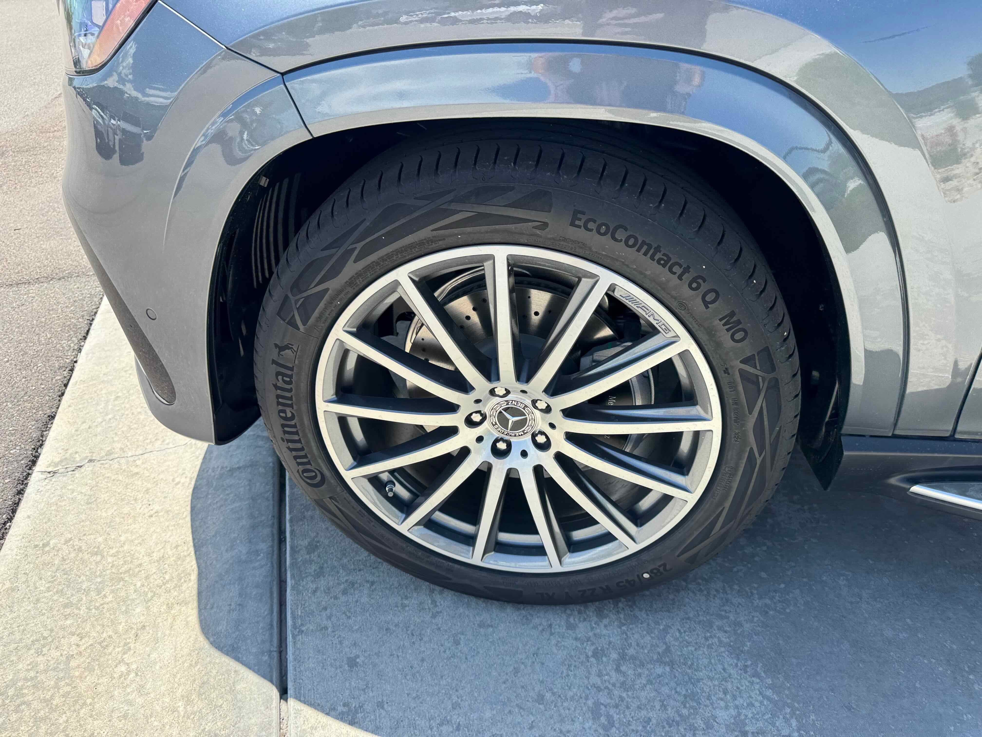 New 2025 Mercedes-Benz GLS 580 4MATIC image 14