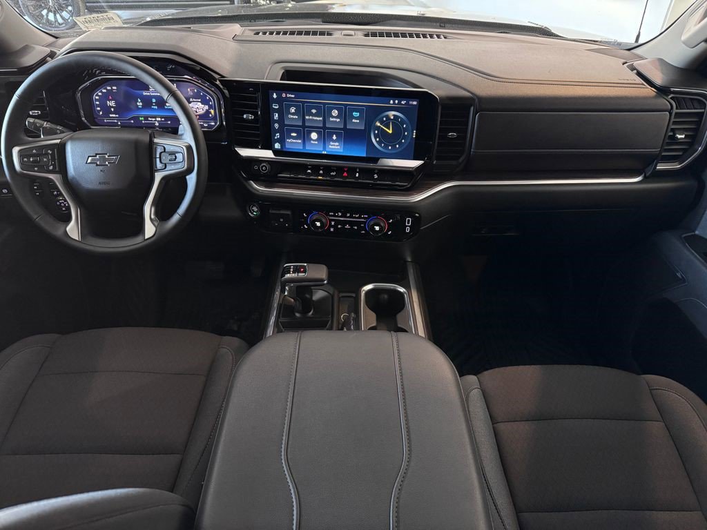 Certified 2025 Chevrolet Silverado 1500 RST AWD/4WD image 14
