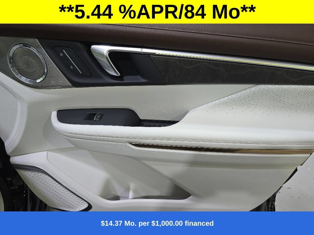 New 2026 Buick Enclave Avenir w/ Super Cruise Package AWD/4WD image 9