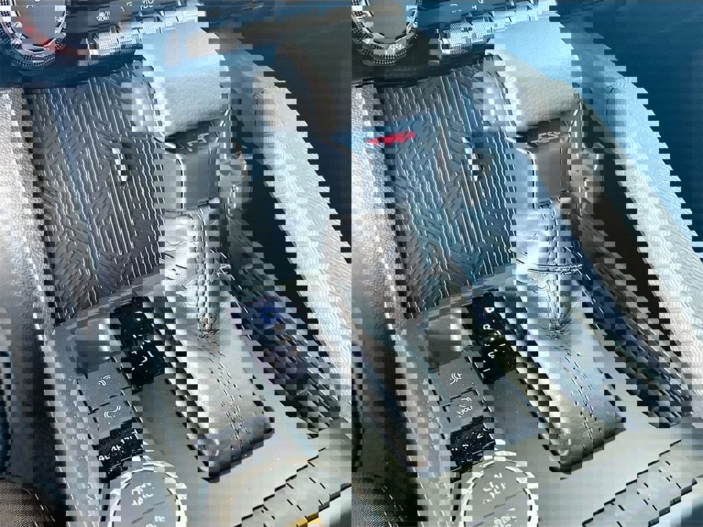 New 2025 Toyota Tacoma TRD Sport image 17