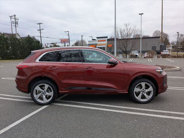 Certified 2025 Audi Q5 Premium Plus w/ Premium Plus image 8