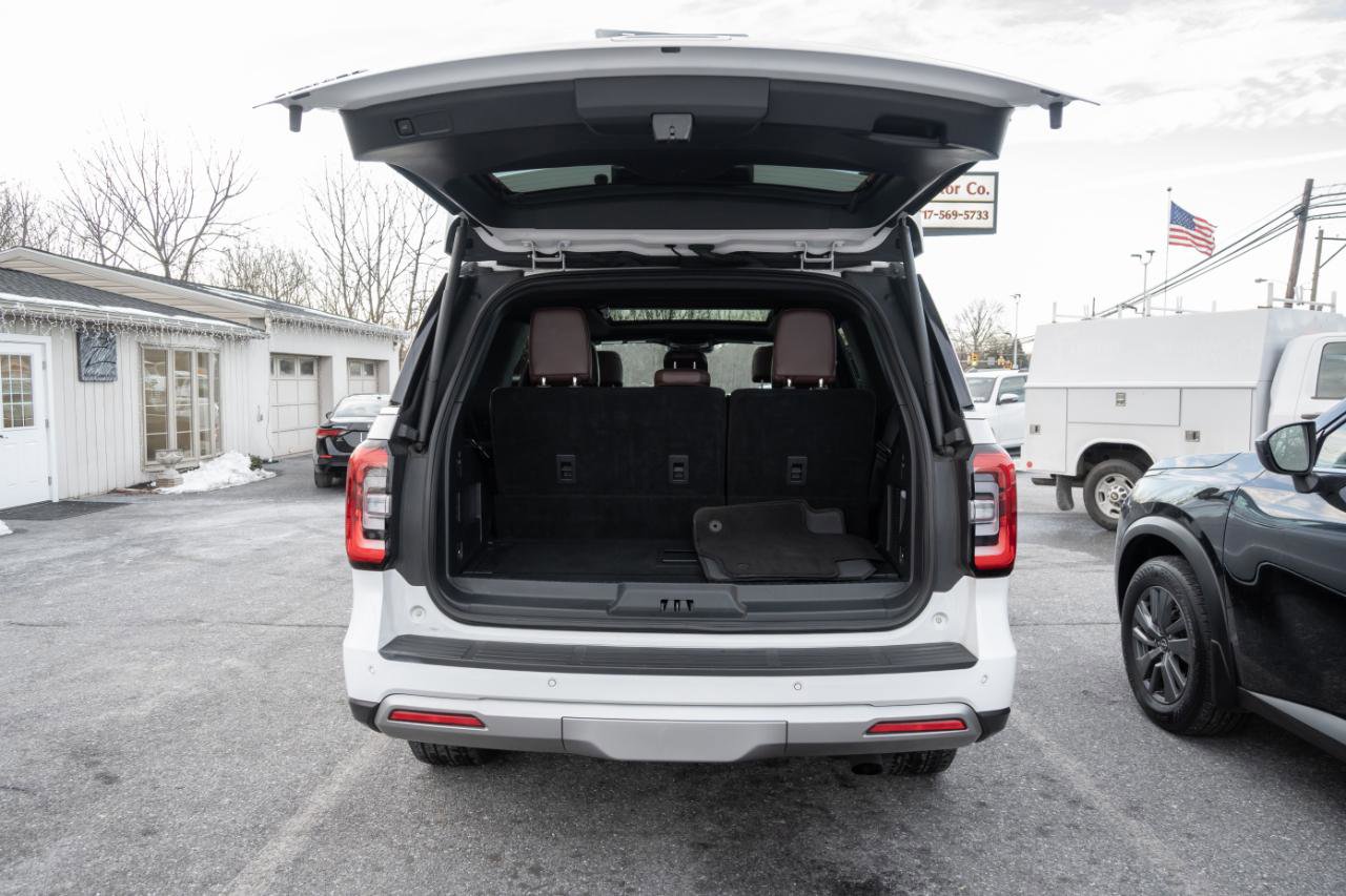 Used 2024 Ford Expedition Limited image 28